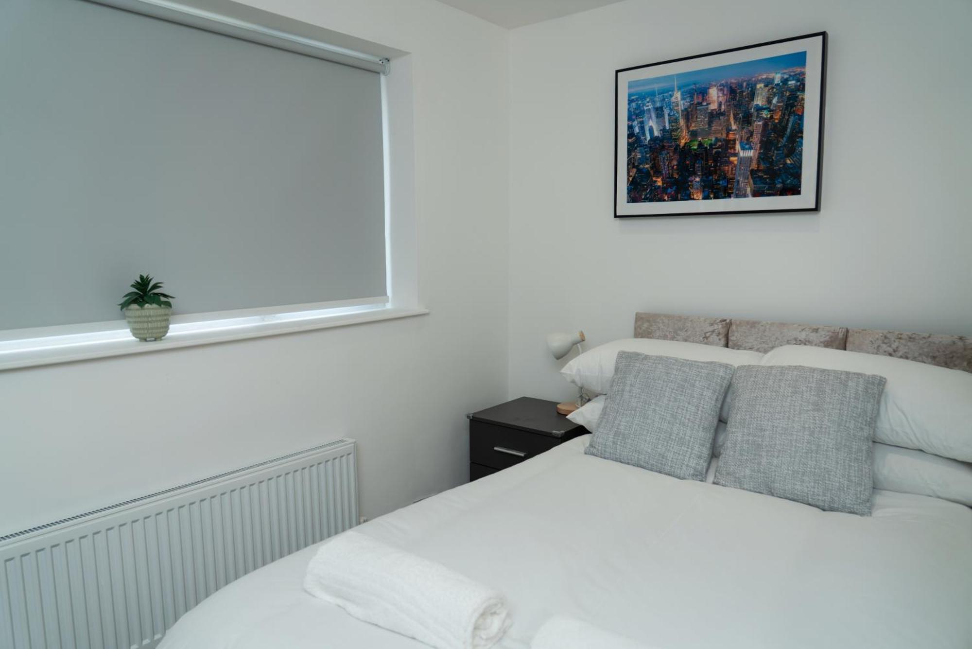 Double Bedroom Near Etihad And Coop Live With Free Parking, Shared Kitchen & Bathroom - Including Free 1-Hour Early Check-In Or Late Check-Out For Bookings Until July Manchester Buitenkant foto